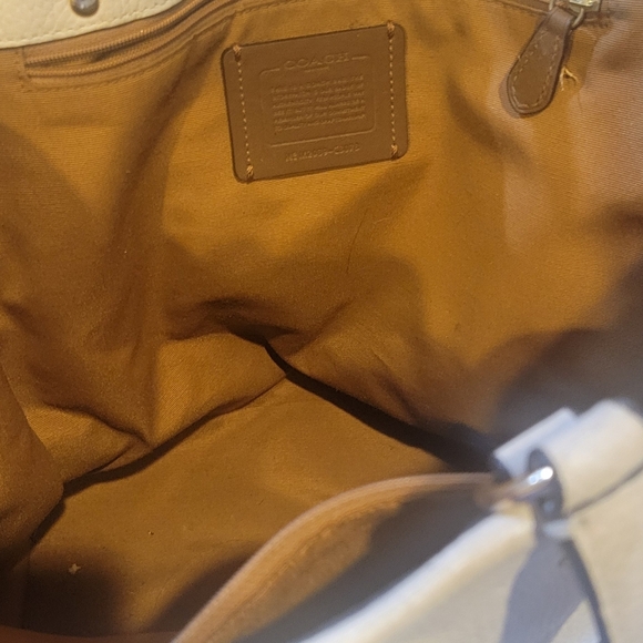 Authentic Coach Cream Tote - Picture 3 of 3